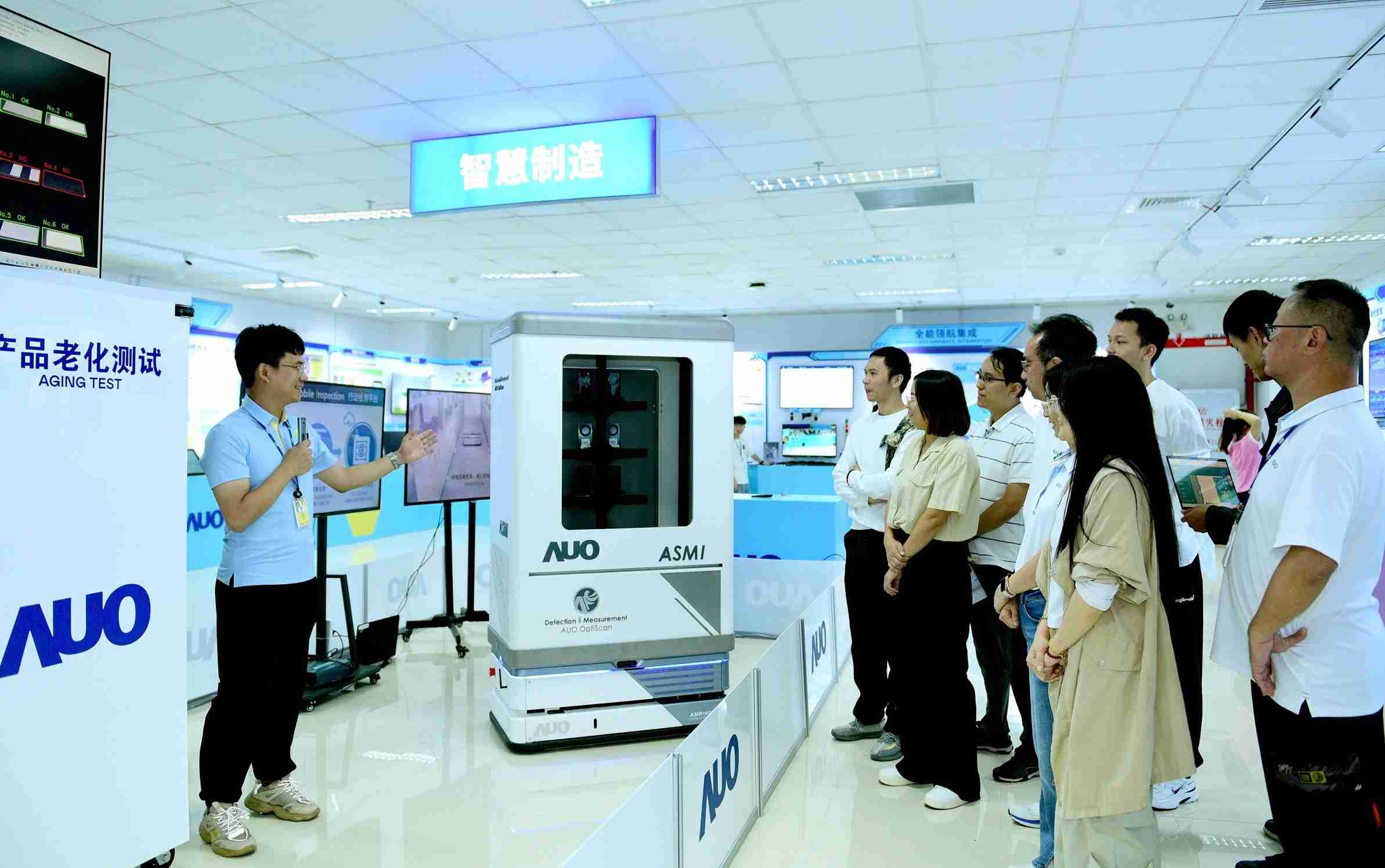 尊龙z6厦门将5G+ABC技术串联生产管理全流程，，打通研发、、、、采购、、生管、、制程、、、设备、、、质量等产品全生命周期制造流程，，，，完成数字化设计、、智慧供应链、、、、智能座舱、、、、全流程设备管理、、、、数据驱动优化、、、智慧在线检测、、、、智慧品管等自适应生产模式升级